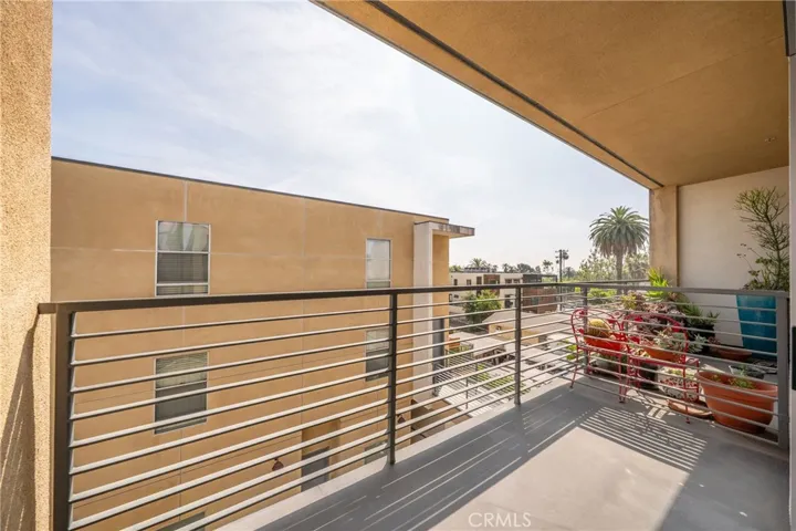 1401 Mission 208, South Pasadena, California 91030