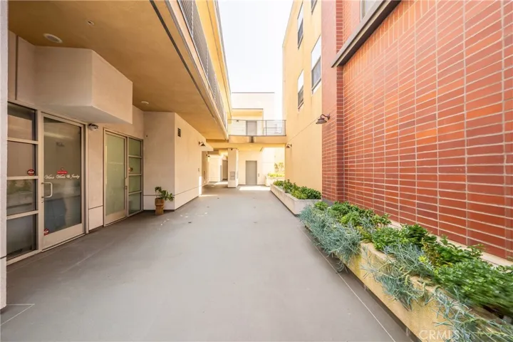 1401 Mission 208, South Pasadena, California 91030