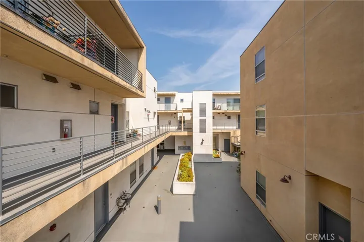 1401 Mission 208, South Pasadena, California 91030