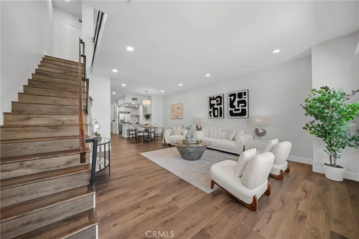 1401 Mission 208, South Pasadena, California 91030