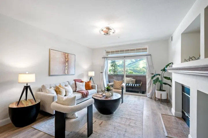 212 Crescent Court, Brisbane, California 94005