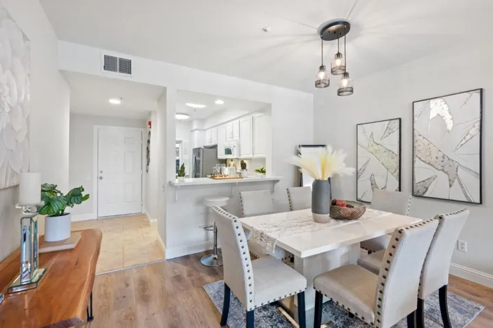 212 Crescent Court, Brisbane, California 94005
