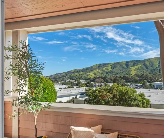 212 Crescent Court, Brisbane, California 94005