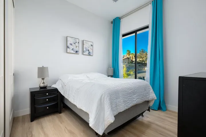 Guest Bedroom #1