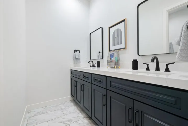 Guest Bathroom #2