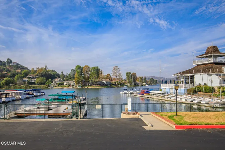 3709 Summershore Ln Westlake-large-003-0