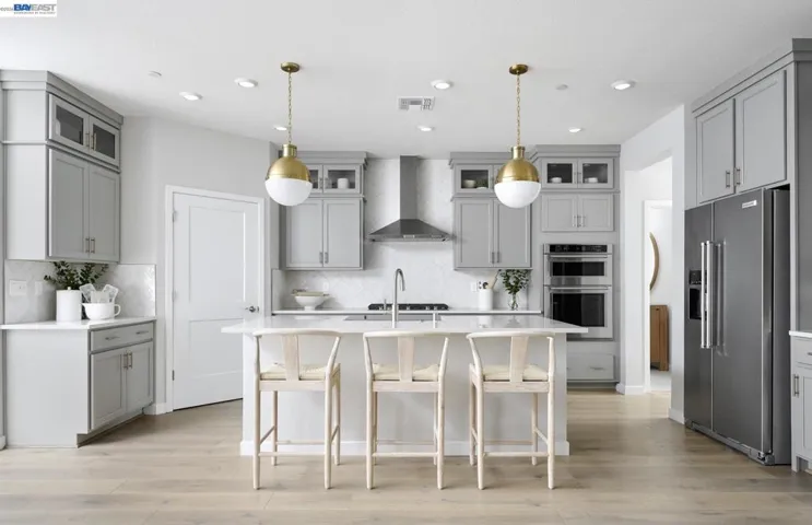 17493 Glen Arbor Way, Lathrop, California 95330
