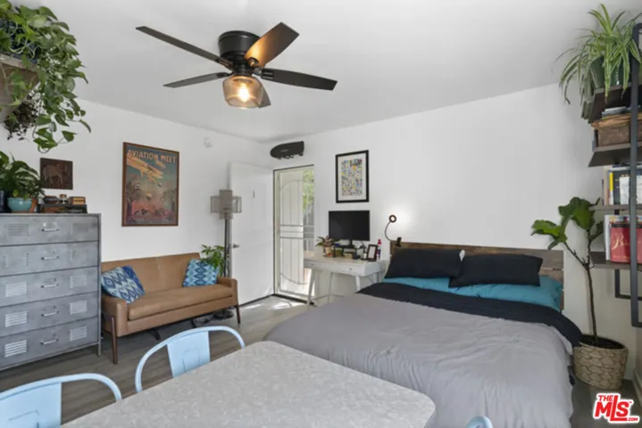 656 Indiana Avenue, Venice, California 90291 — photo 5