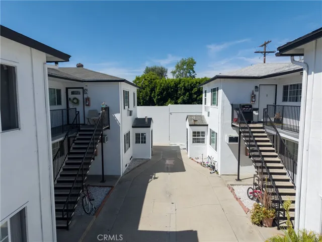 6955 Fulton Avenue, North Hollywood, California 91605