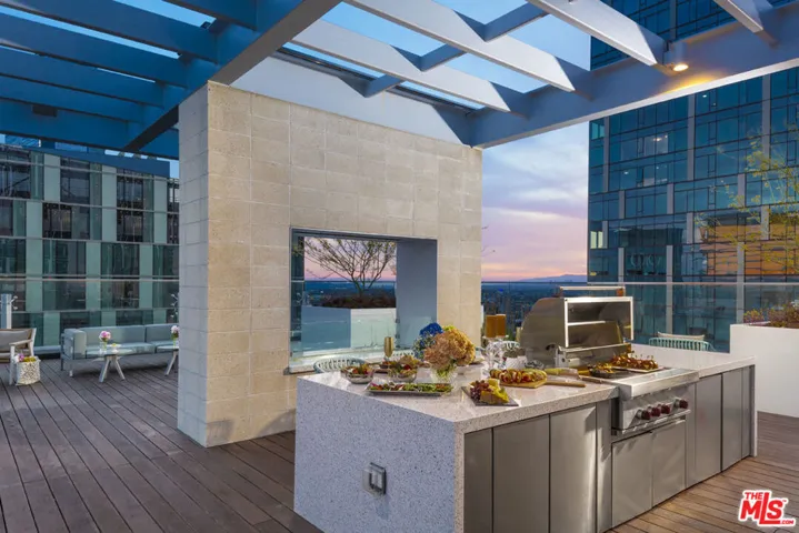Sky terrace.