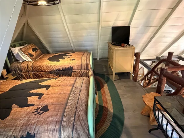 LOFT