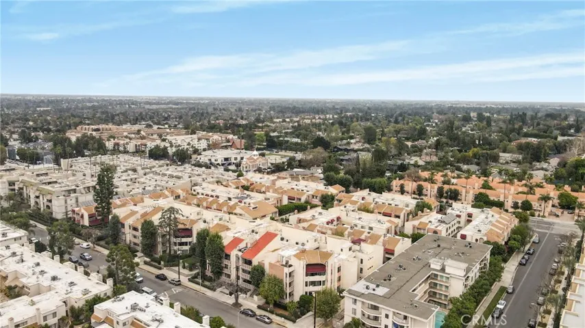 Neighborhoold View 2