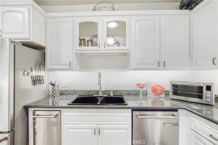 Kitchen 3