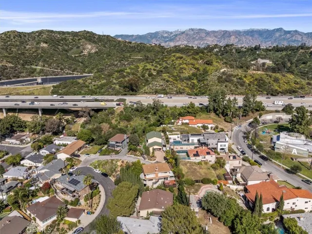 5338 Waldo, Los Angeles, California 90041