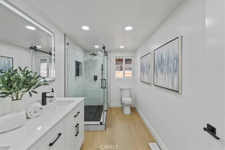 5338 Waldo, Los Angeles, California 90041