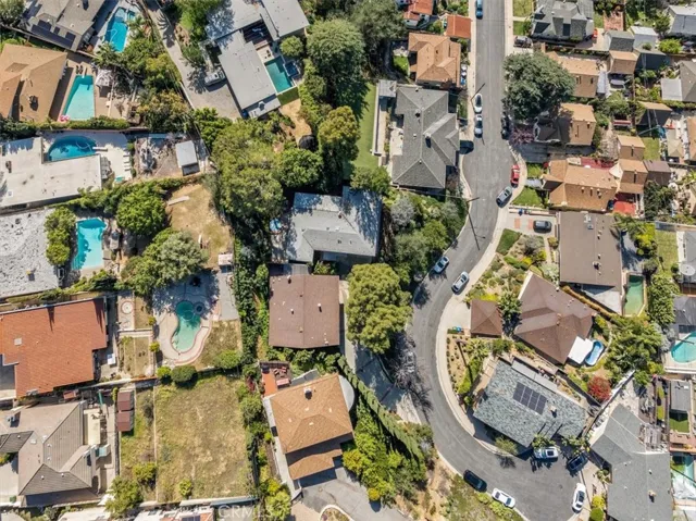 5338 Waldo, Los Angeles, California 90041