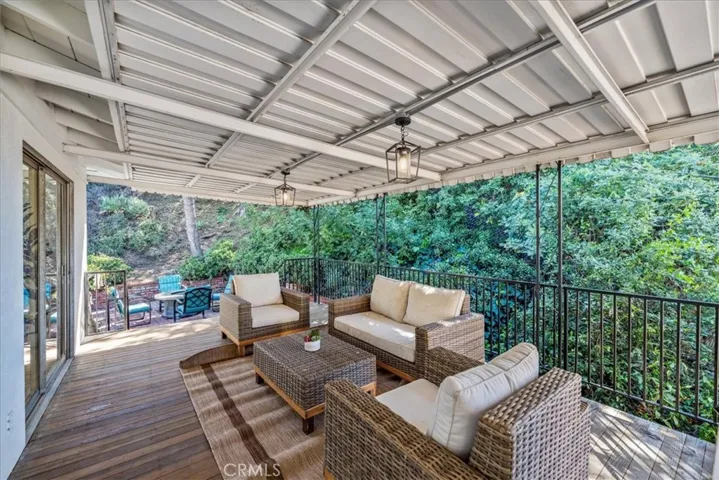 5338 Waldo, Los Angeles, California 90041