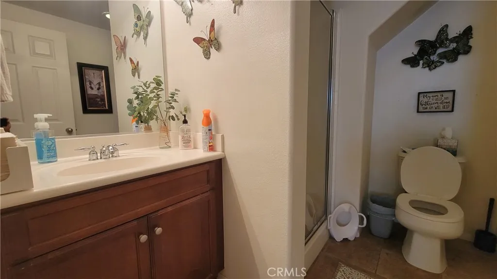 Full bathroom