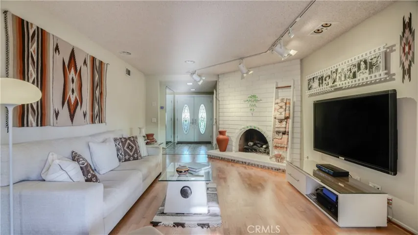 2117 Capuchin Way, Claremont, California 91711