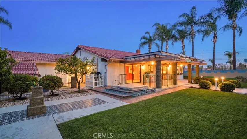 2117 Capuchin Way, Claremont, California 91711