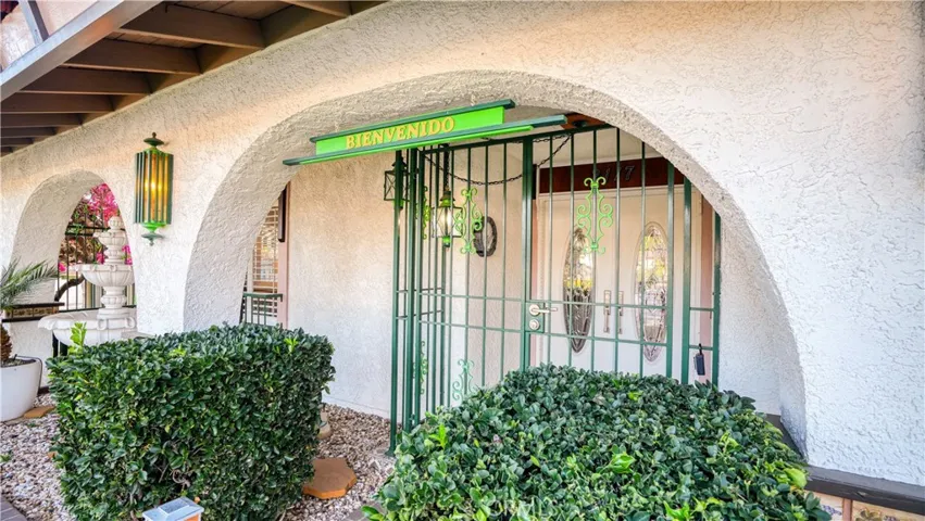 2117 Capuchin Way, Claremont, California 91711