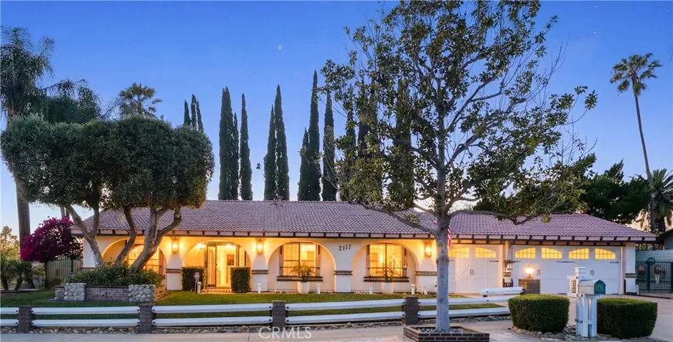 2117 Capuchin Way, Claremont, California 91711