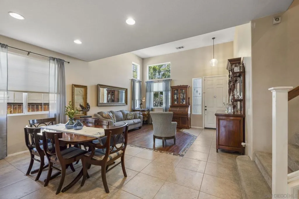 Den/Family/Great Room