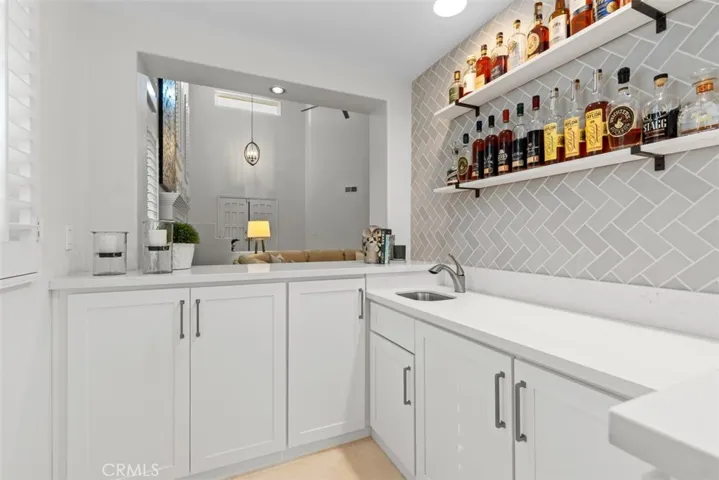 Wet bar