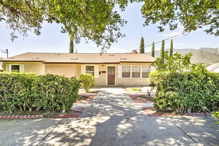 3352 Montrose, La Crescenta, California 91214