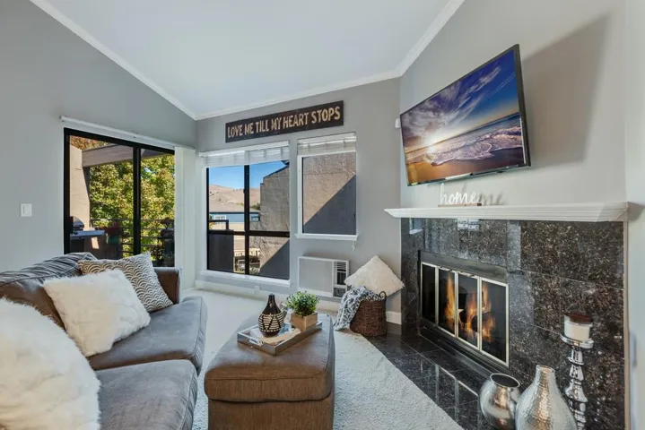 39224 Guardino Drive 308, Fremont, California 94538