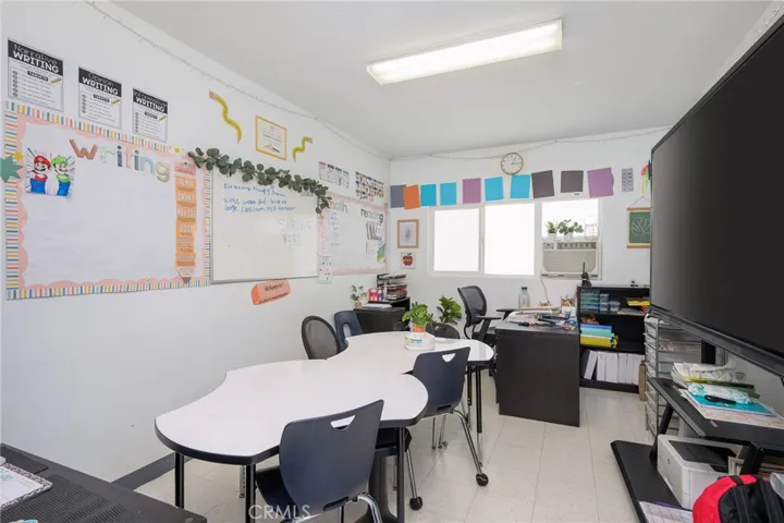 400 S Santa Fe, Compton, California 90221