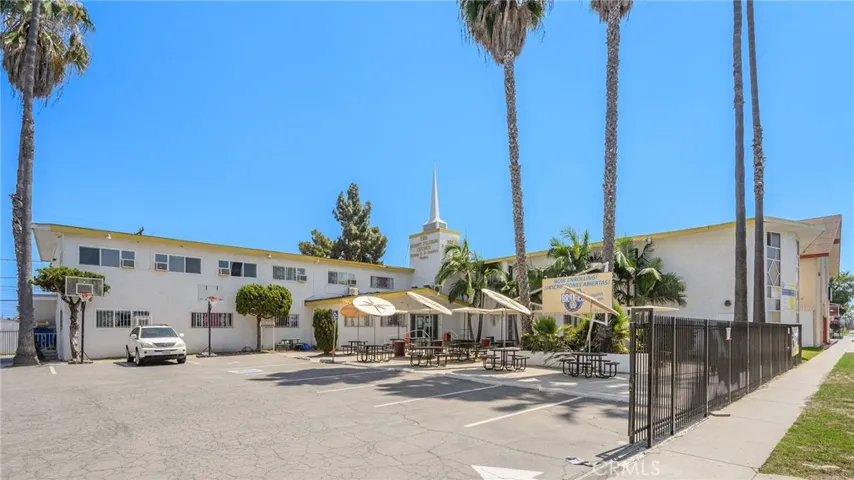 400 S Santa Fe, Compton, California 90221