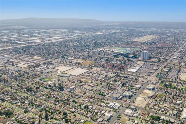 400 S Santa Fe, Compton, California 90221