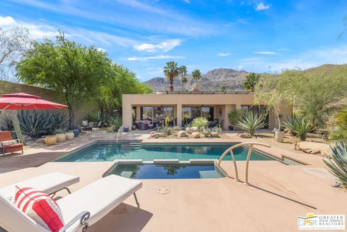 13 Vista Loma Drive, Rancho Mirage, California 92270