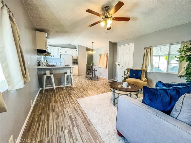 2755 Arrow Hwy 74, La Verne, California 91750