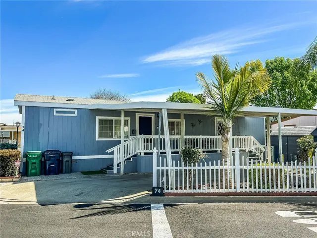 2755 Arrow Hwy 74, La Verne, California 91750