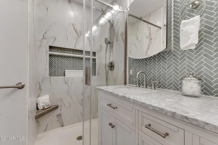 1912 Heywood St  -  HsHProd-47