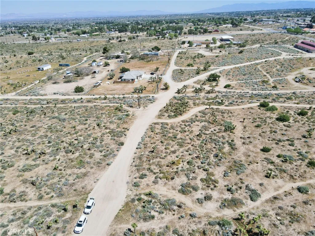 0 White Fox, Phelan, California 92371 — photo 5