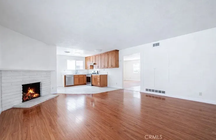 24033 Welby Way, West Hills, California 91307