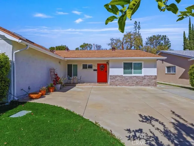 24033 Welby Way, West Hills, California 91307