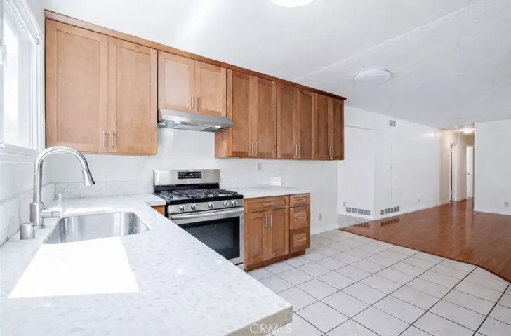 24033 Welby Way, West Hills, California 91307