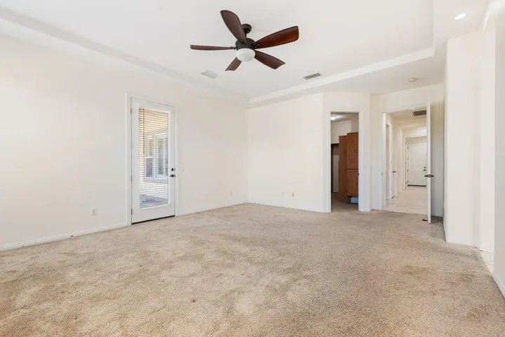 52-web-or-mls-8M4A4028