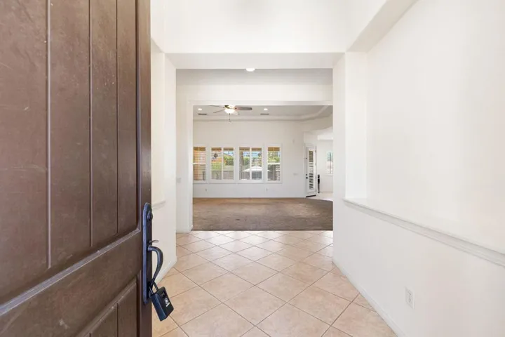 32-web-or-mls-8M4A4219