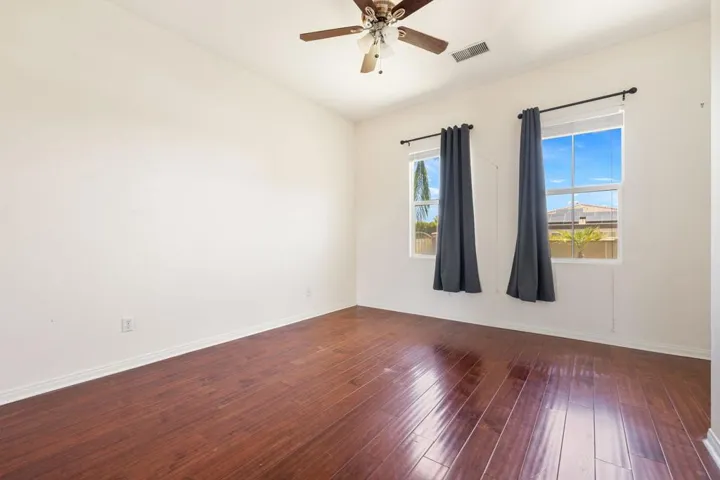 40-web-or-mls-8M4A4124