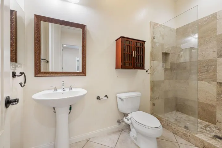 45-web-or-mls-8M4A4099