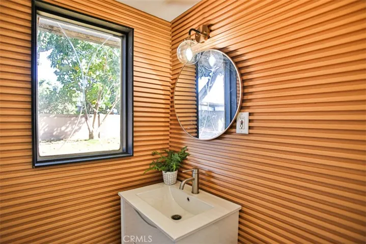 2540 W Picadilly, Anaheim, California 92801