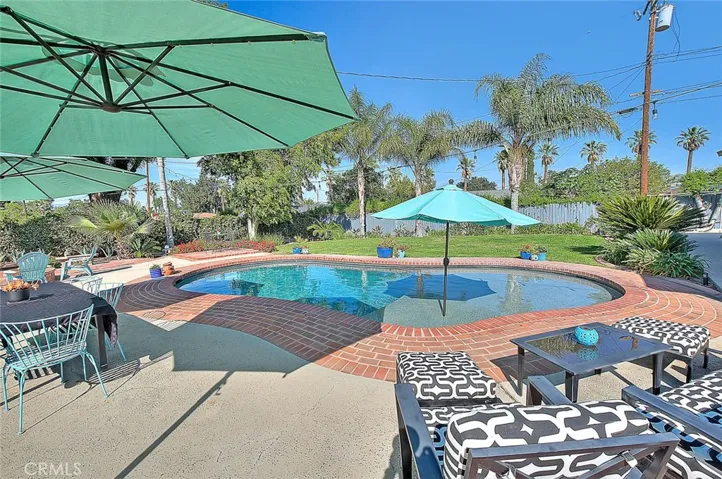 Pool has a Baja reef