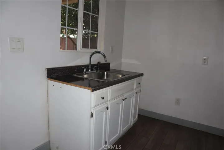 2143 W Arlington, Long Beach, California 90810
