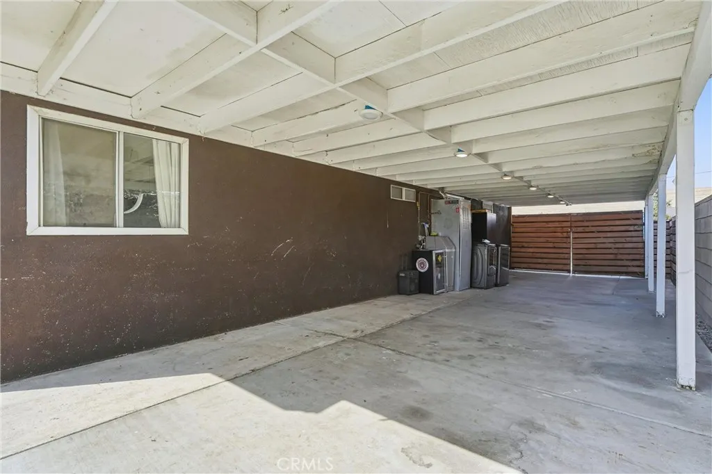 Carport, Driveway