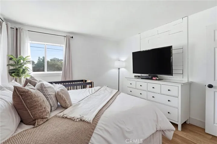179 N Donneybrooke, Orange, California 92868